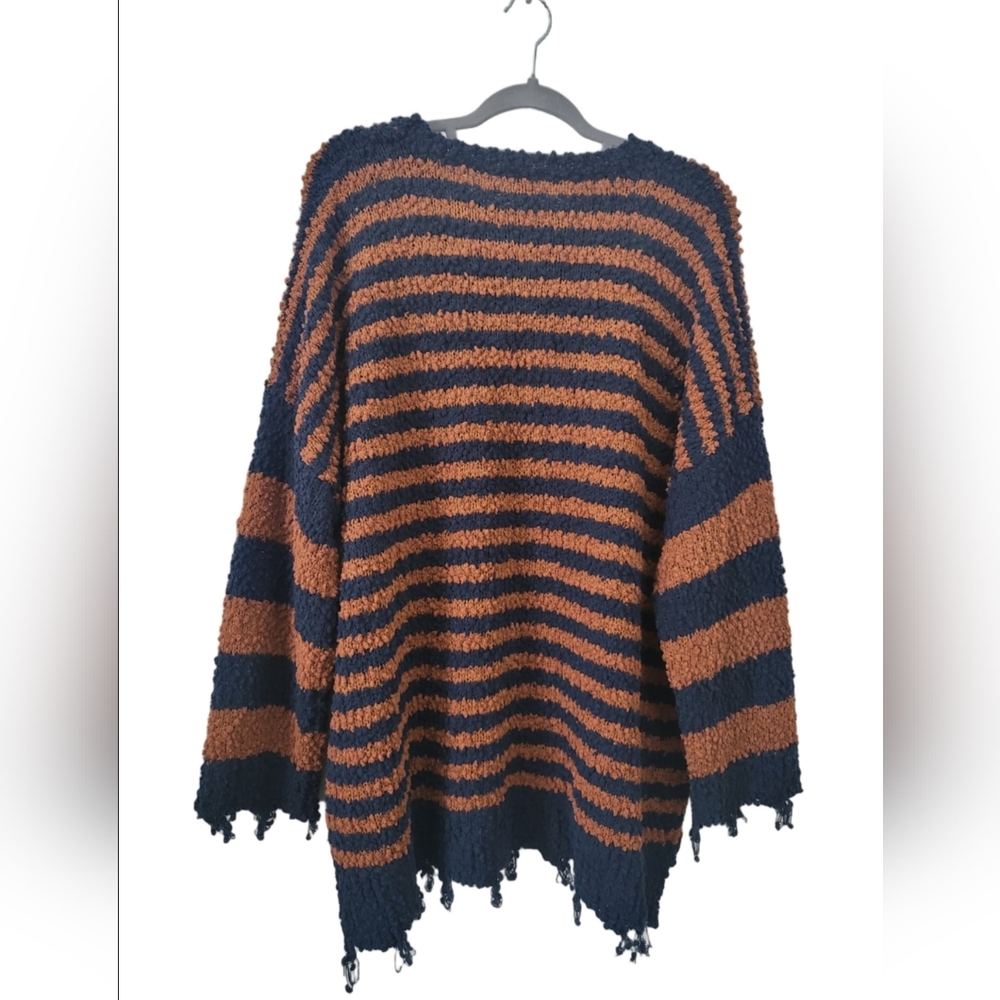 umgee Long Sleeved Sweater with Brown and Blue Stripes SIZE M (NWT) - Picture 2 of 6